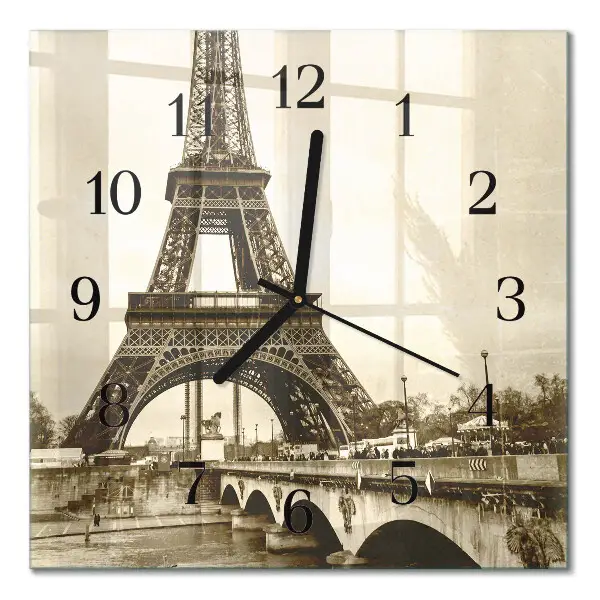Stakleni sat Pariz