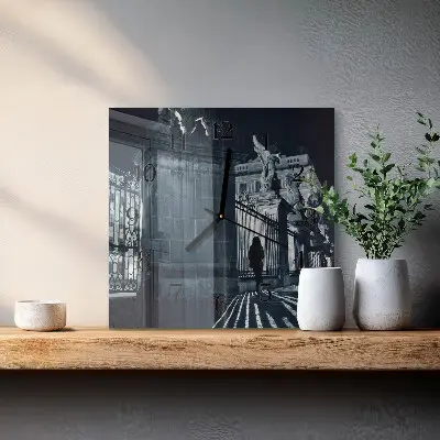 Stakleni sat Hradčani