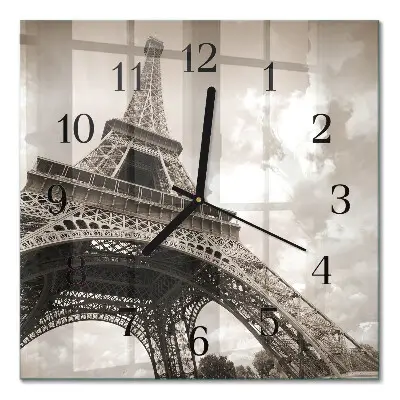 Stakleni sat Pariz