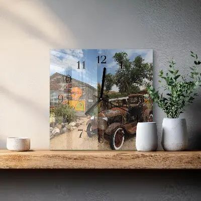 Stakleni sat Stari auto