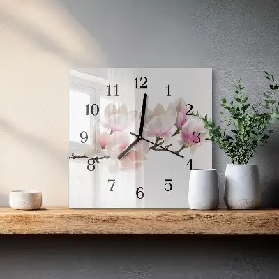 Stakleni sat Magnolija