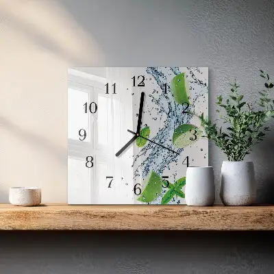 Kvadratni zidni sat Metvica